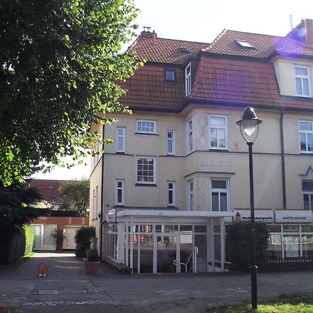 Appartement & Ferienwohnungen Thiess Rostock Zewnętrze zdjęcie