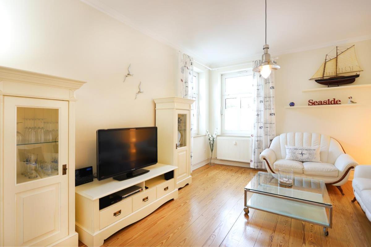 Appartement & Ferienwohnungen Thiess Rostock Zewnętrze zdjęcie