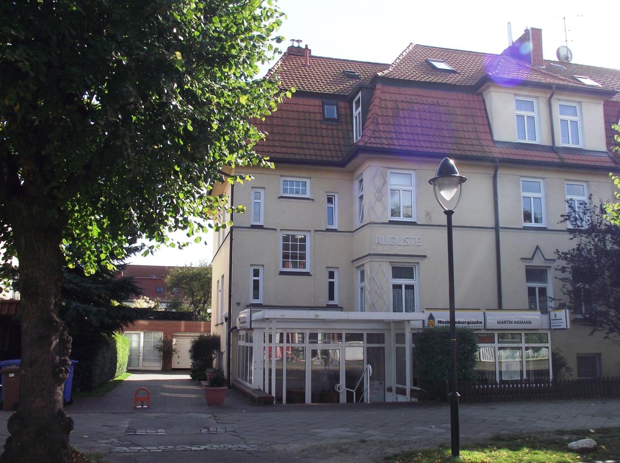 Appartement & Ferienwohnungen Thiess Rostock Zewnętrze zdjęcie